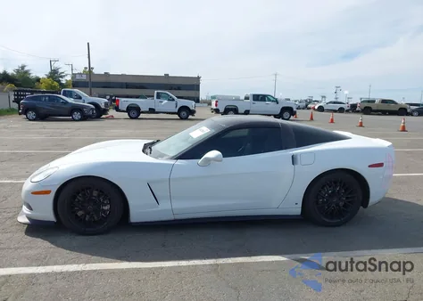 2008 Chevrolet Corvette из США, поврежденный, VIN 1G1YY26W085108399